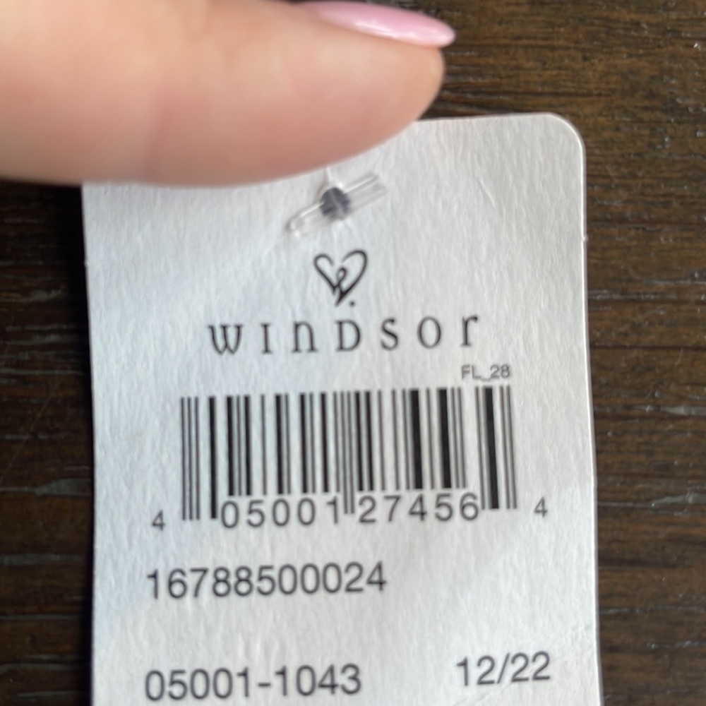 Lucia Metallic Lace Party Dress - Picture 3 of 3